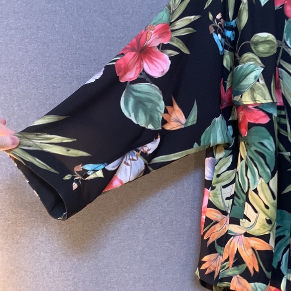 Tropical Print Blazer/Cover-up - Picture 2 of 3